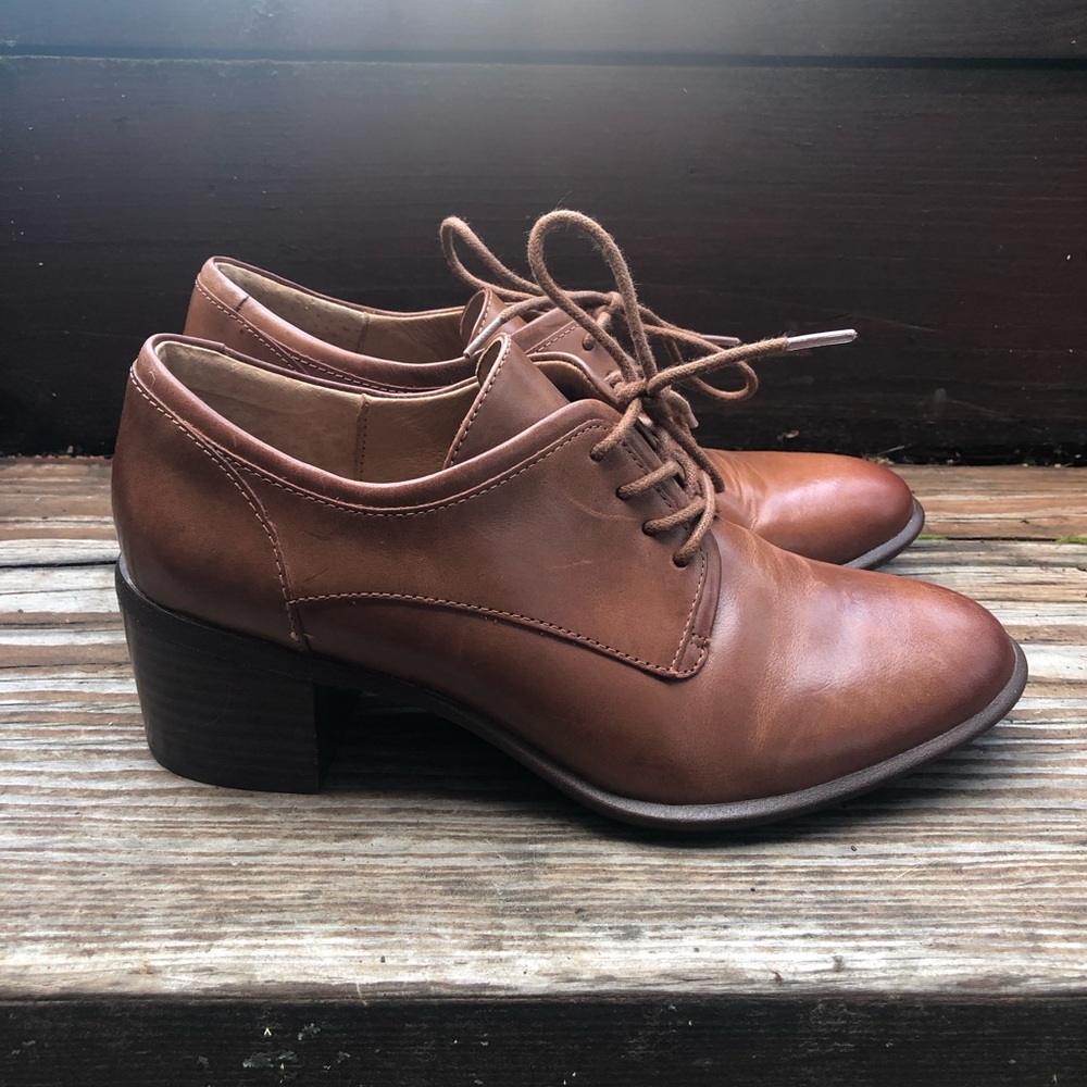 Sofft Oxford loafers heels 7.5 leather cognac tan lace up